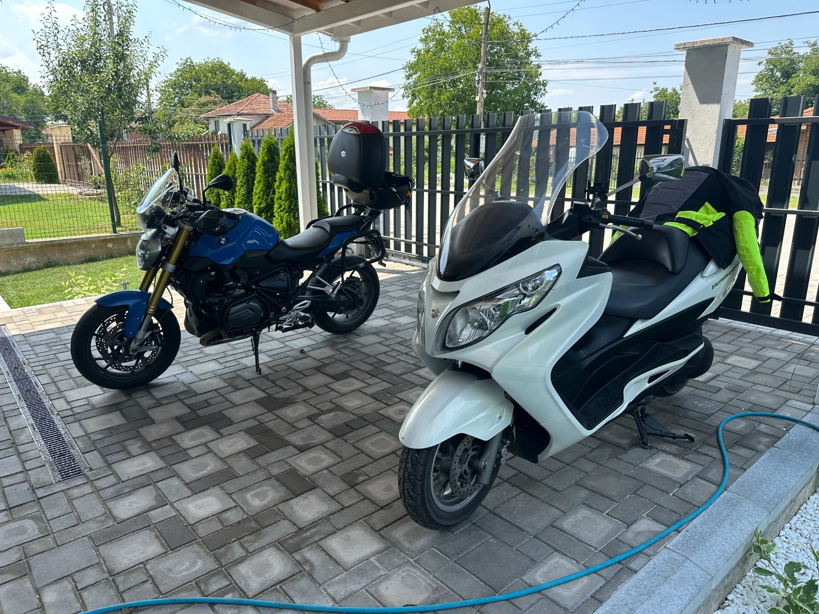 Suzuki Burgman K7 400 White Pearl, снимка 13 - Мотоциклети и мототехника - 55196336