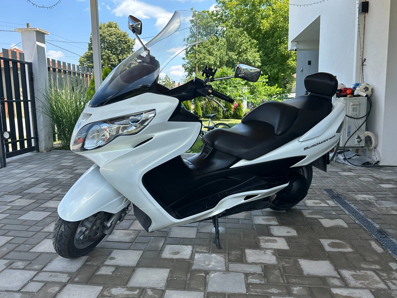 Suzuki Burgman K7 400 White Pearl, снимка 5 - Мотоциклети и мототехника - 55196336