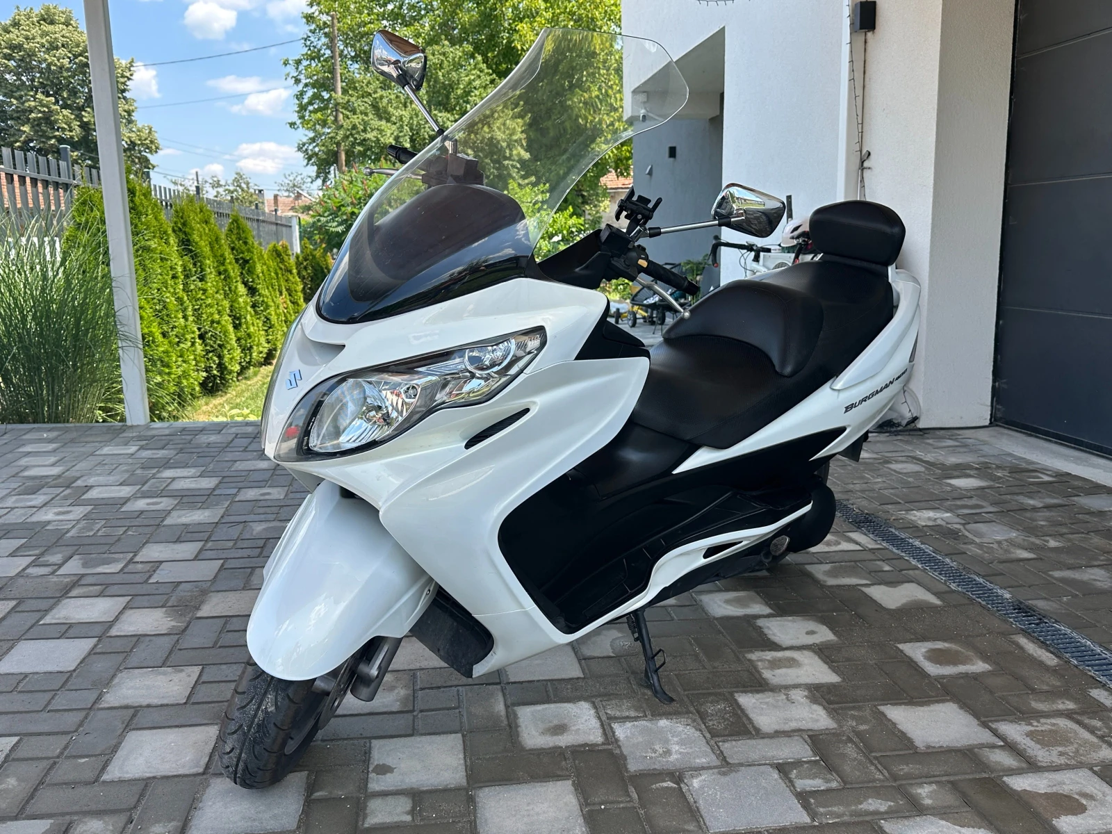 Suzuki Burgman K7 400 White Pearl, снимка 4 - Мотоциклети и мототехника - 55196336