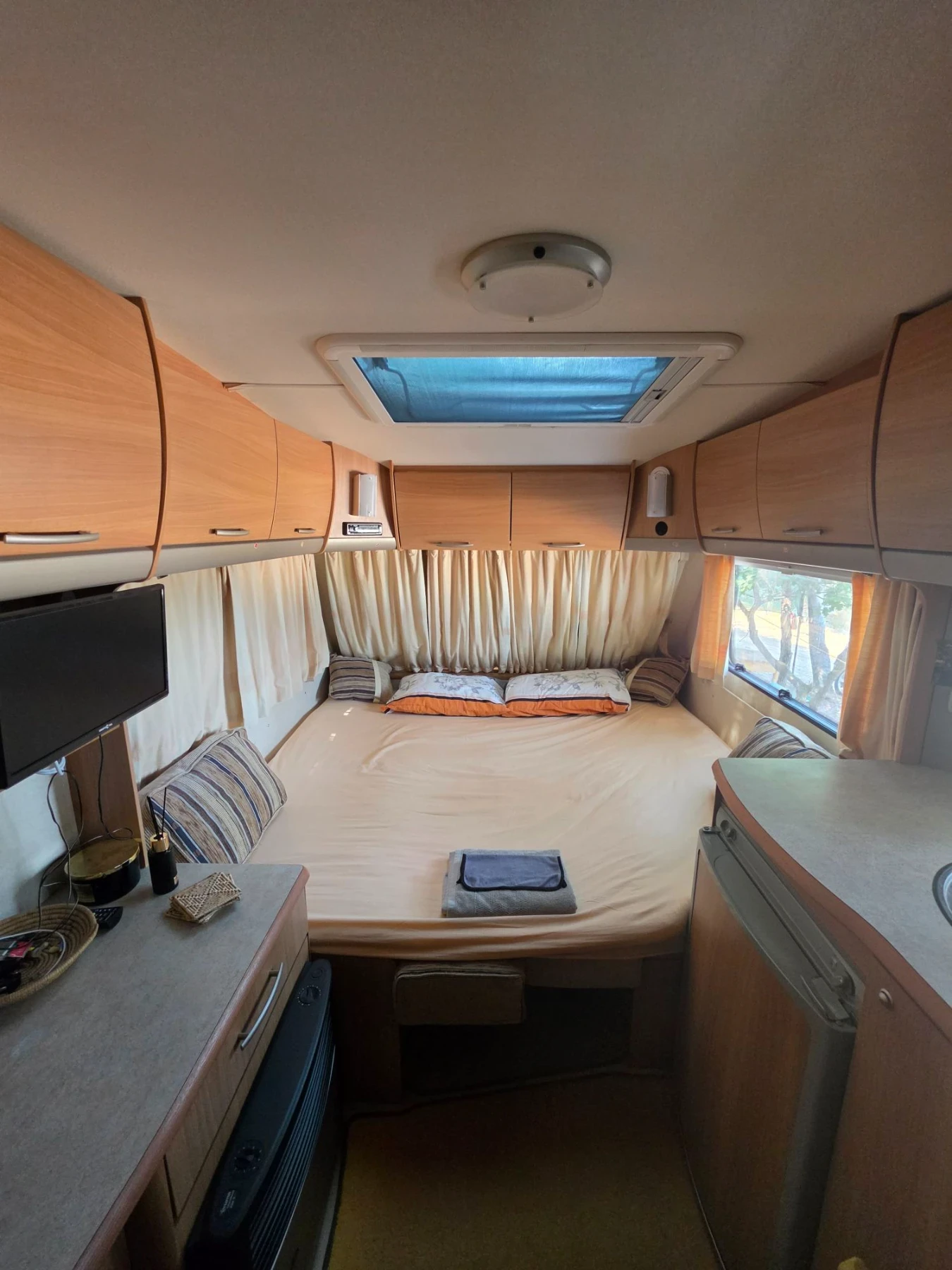 �������� Swift Charisma 230 | Mobile.bg � ����������� 8