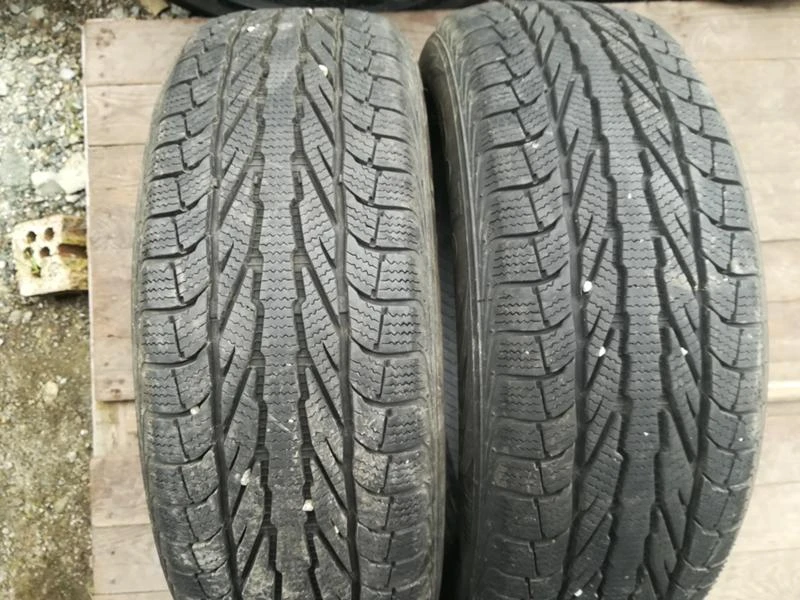 Гуми Зимни 185/60R15, снимка 7 - Гуми и джанти - 20432879