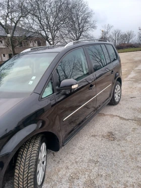 VW Touran 2.0 TDI, снимка 2