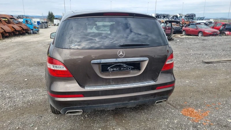 Mercedes-Benz R 350 CDI3.5i Long, снимка 15 - Автомобили и джипове - 16624635