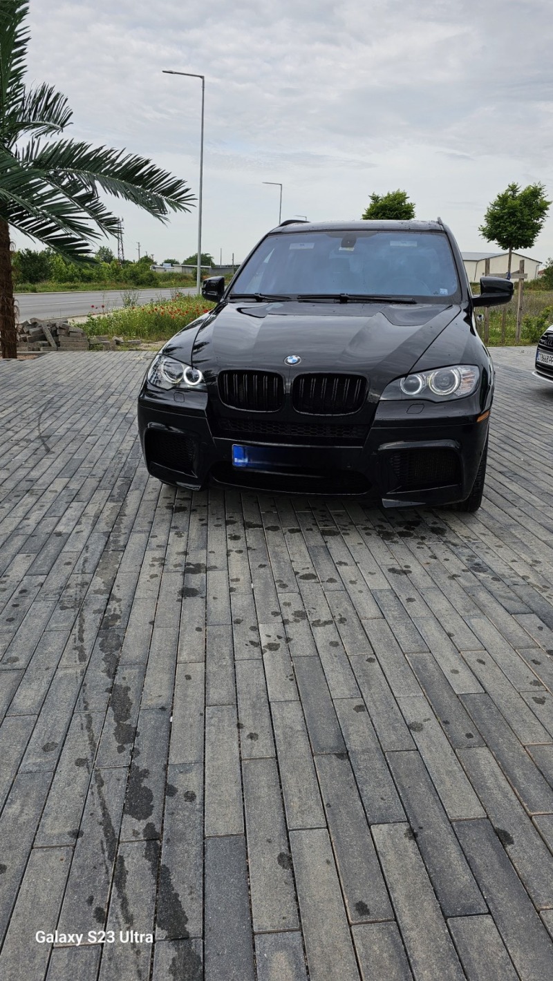 BMW X5M 4.4 biturbo v8