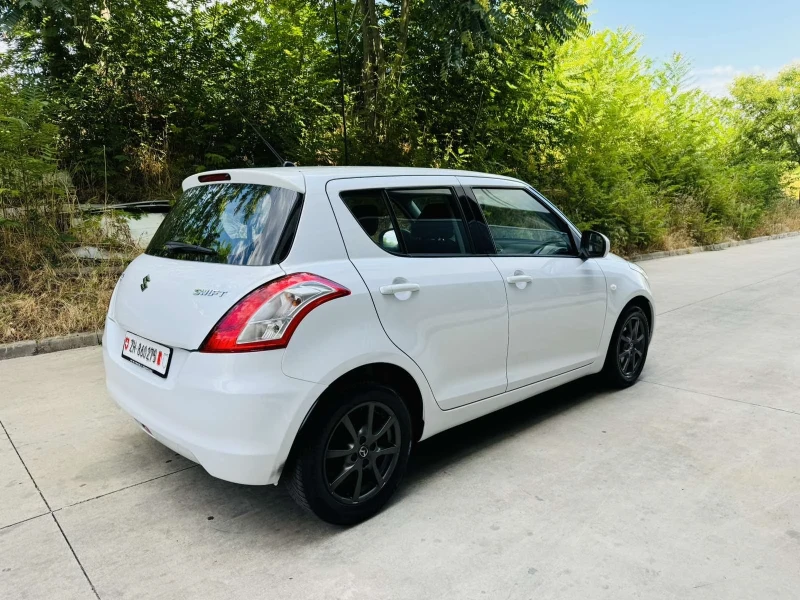 Suzuki Swift 1.2i Automat, снимка 5 - Автомобили и джипове - 46824857