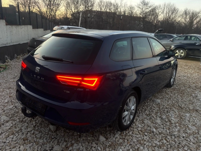 Seat Leon ST МЕТАН/БЕНЗИН, снимка 5 - Автомобили и джипове - 48637877