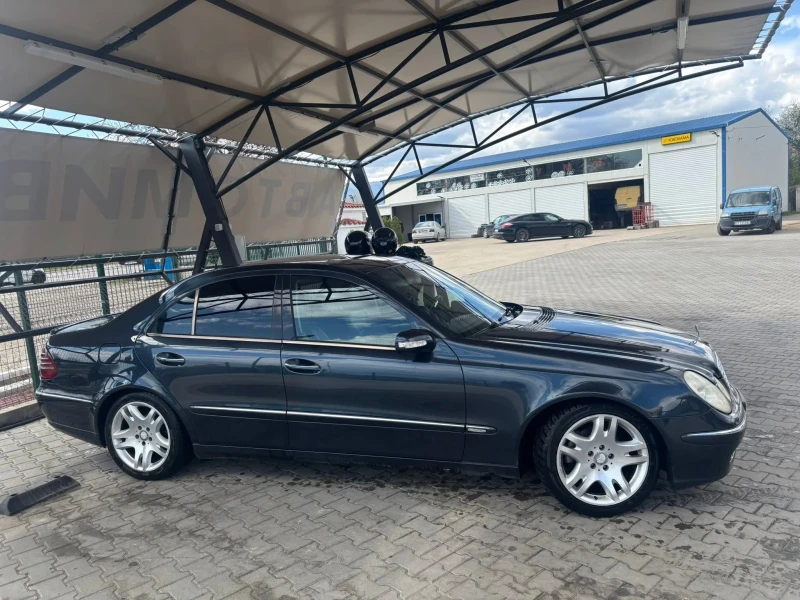Mercedes-Benz E 270, снимка 3 - Автомобили и джипове - 52305436
