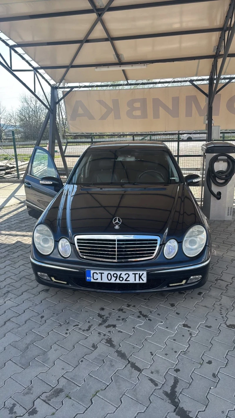 Mercedes-Benz E 270, снимка 2 - Автомобили и джипове - 52305436