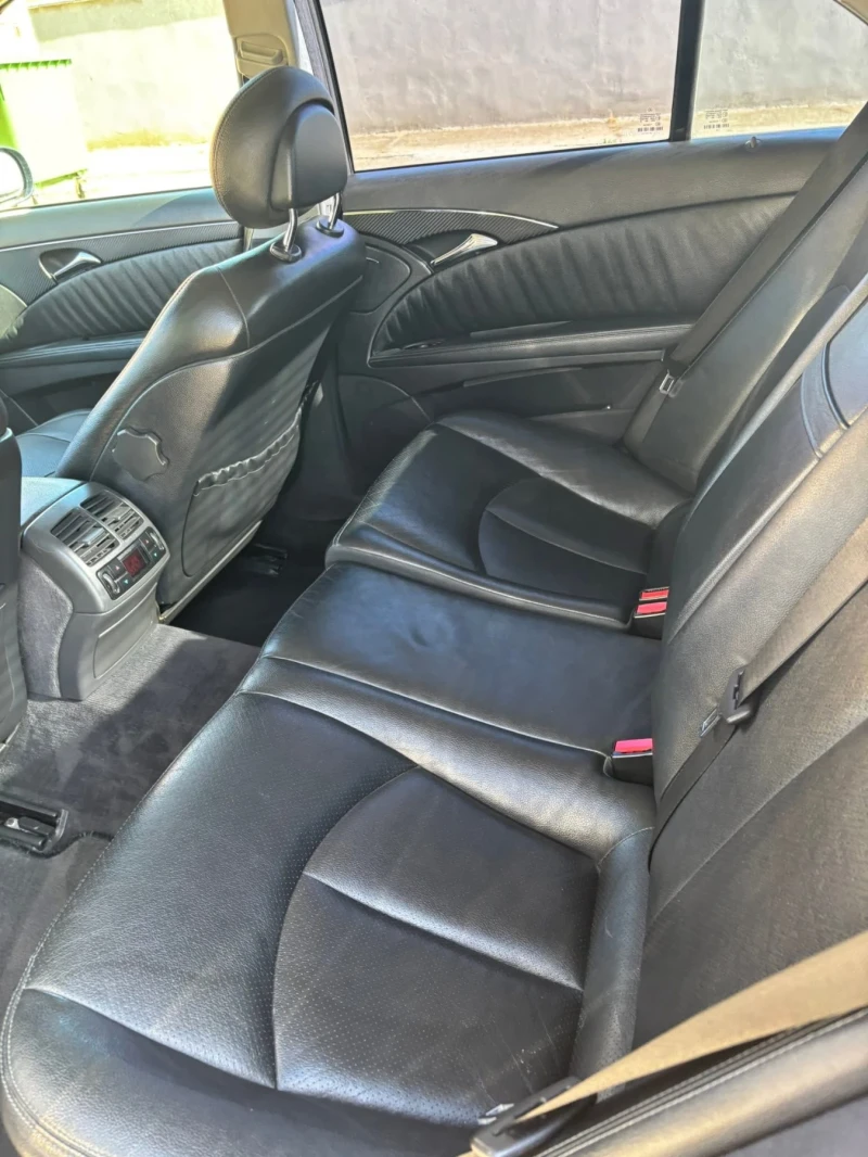 Mercedes-Benz E 270, снимка 7 - Автомобили и джипове - 52305436