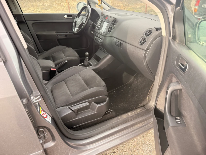 VW Golf Plus High Line-1.6 TDI -Kamera 105-k.c. Navi, снимка 7 - Автомобили и джипове - 53010763