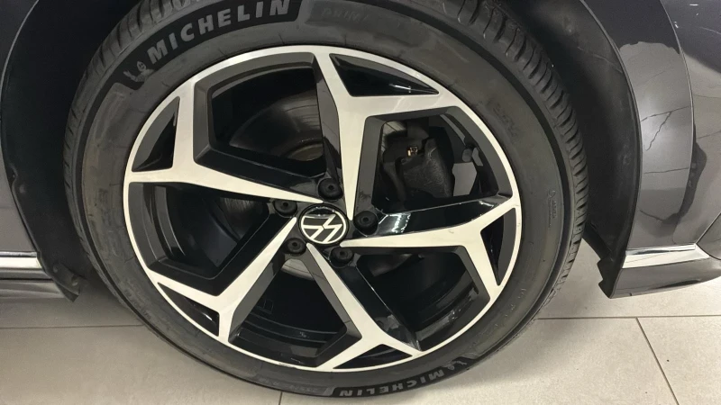 VW Passat GT* R-line* 4motion* 2.0TDI* 200k.c, снимка 8 - Автомобили и джипове - 53353213