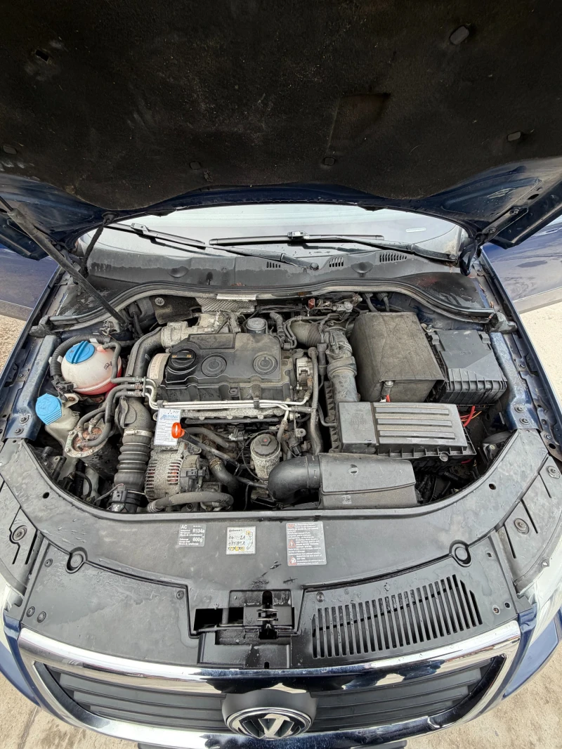 VW Passat, снимка 13 - Автомобили и джипове - 53357874