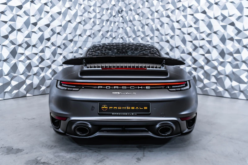 Porsche 911 Turbo S* Carbon* SportChrono* Burmester, снимка 5 - Автомобили и джипове - 53496891