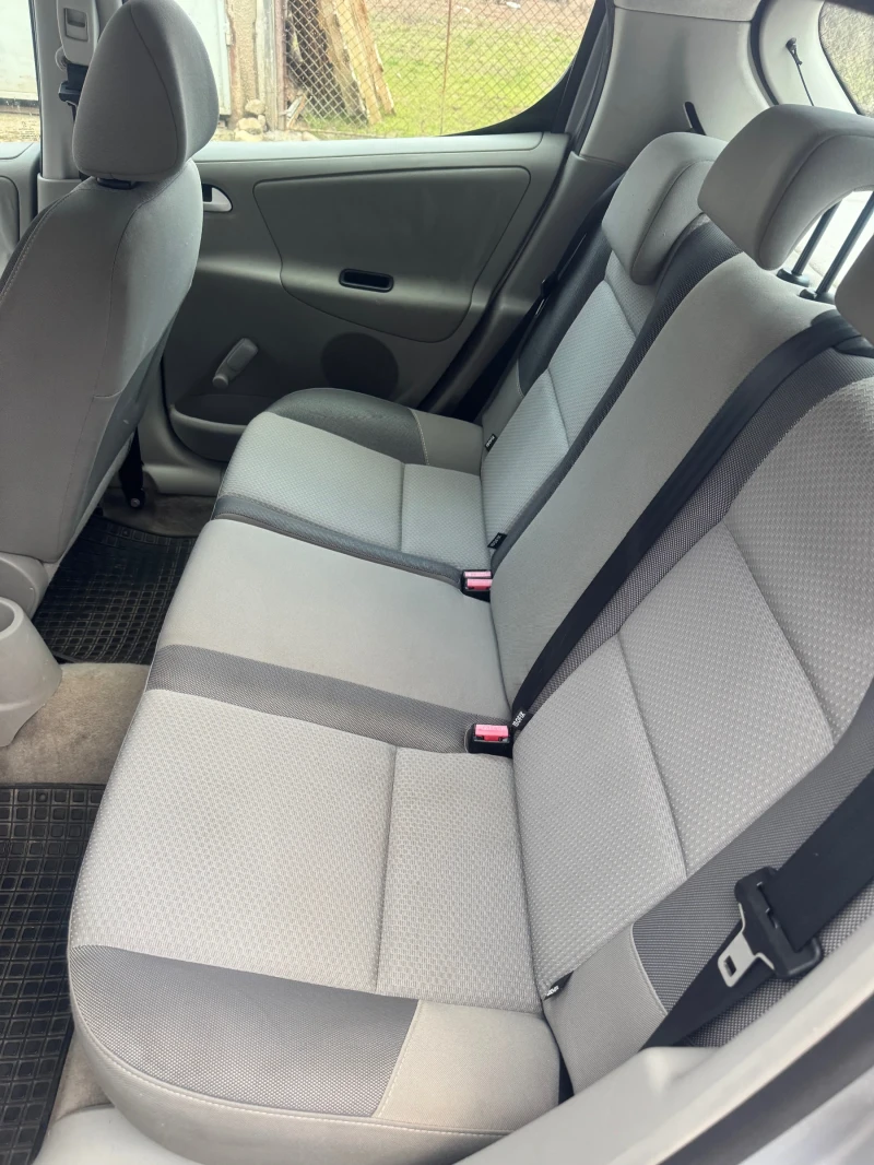 Peugeot 207, снимка 8 - Автомобили и джипове - 53564580
