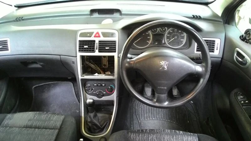 Peugeot 307 1.4i и 2.0HDI, снимка 4 - Автомобили и джипове - 46654803