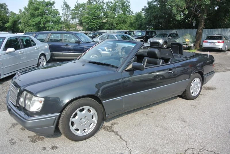 Mercedes-Benz E 320 Cabrio, снимка 13 - Автомобили и джипове - 22219842