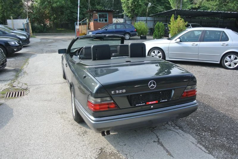 Mercedes-Benz E 320 Cabrio, снимка 14 - Автомобили и джипове - 22219842