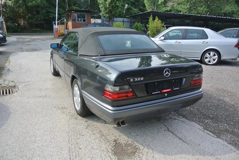 Mercedes-Benz E 320 Cabrio, снимка 2 - Автомобили и джипове - 22219842