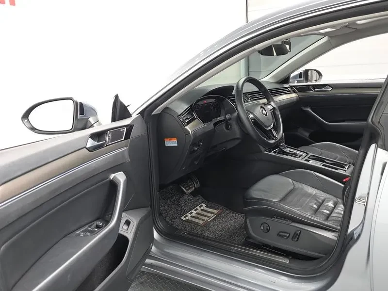 VW Arteon 2.0 TDI - САМО 30% АВАНС, снимка 9 - Автомобили и джипове - 55895282