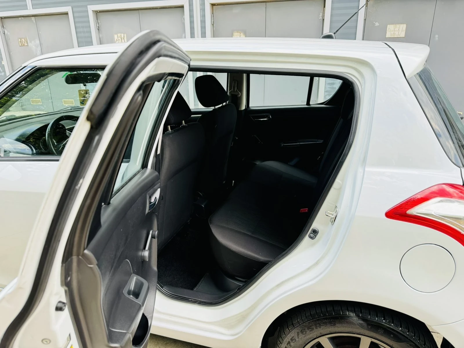 Suzuki Swift 1.2i Automat | Mobile.bg   14