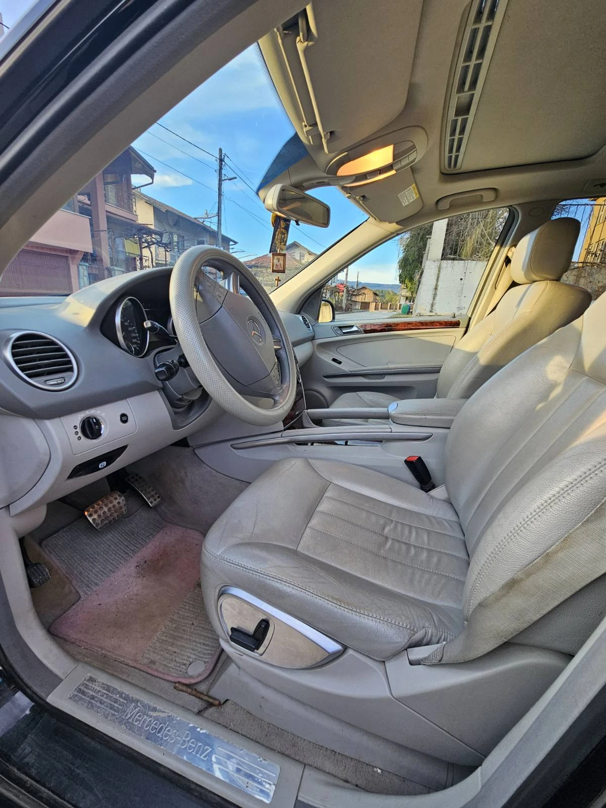Mercedes-Benz 320  - изображение 5