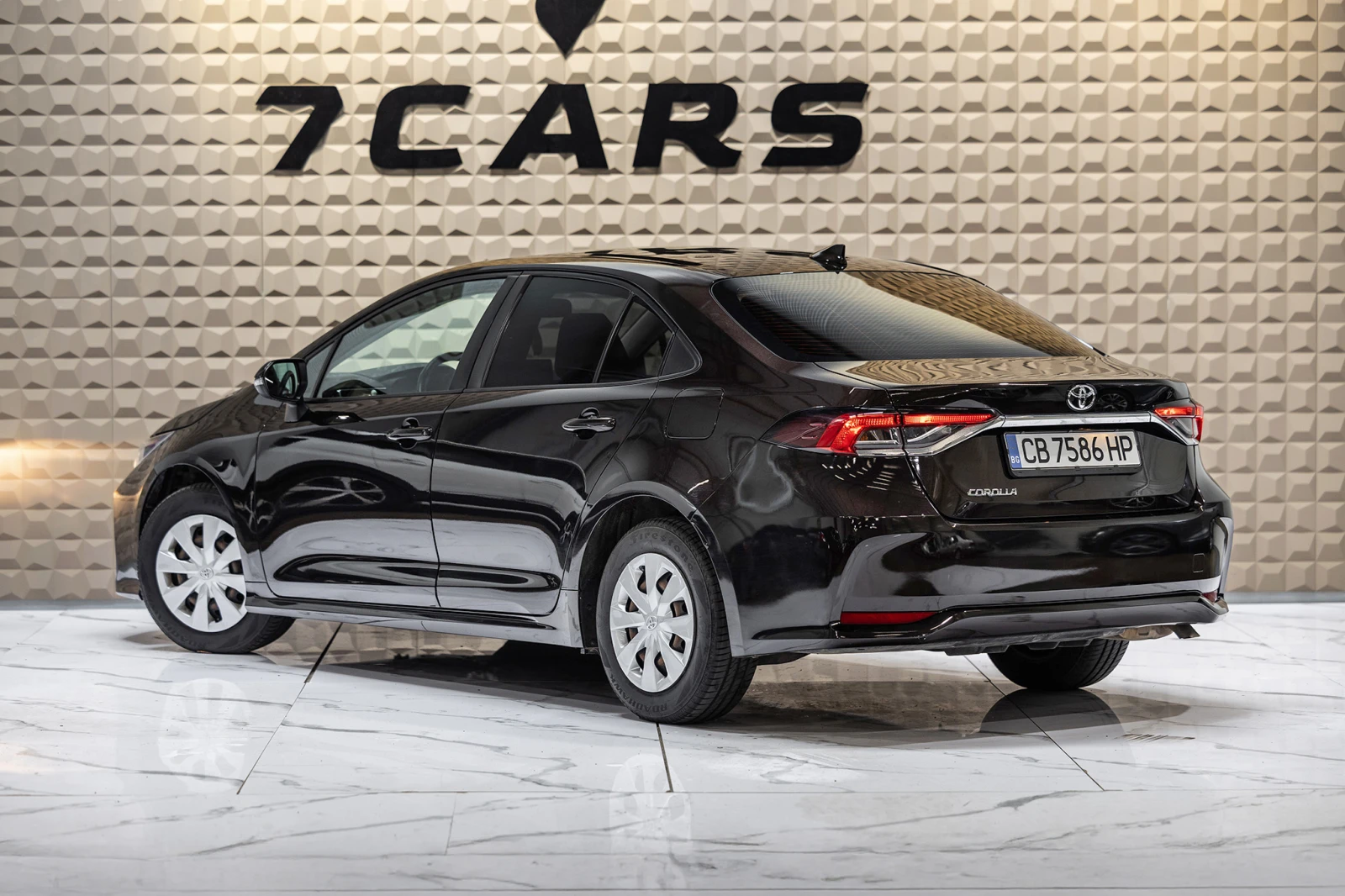 Toyota Corolla  * ИКОНОМИЧНА* КЛИМАТИК* BLUETOOTH*  - изображение 4