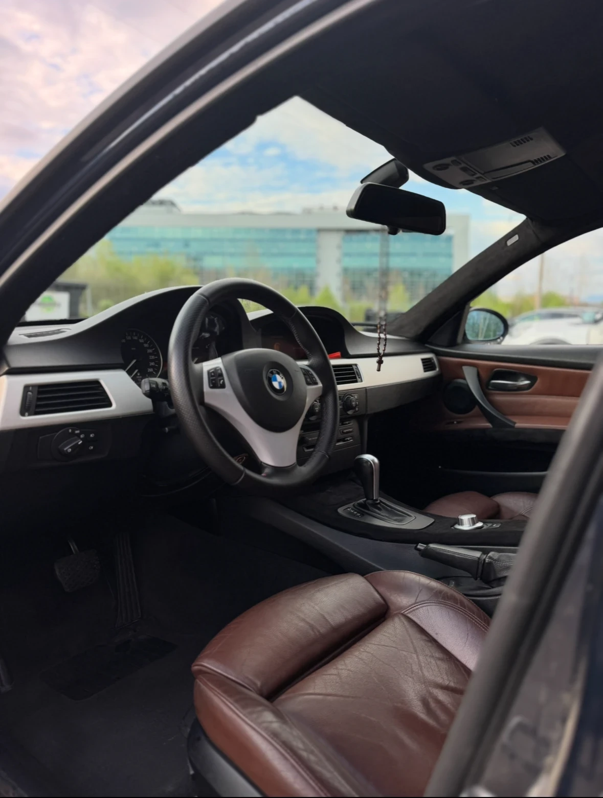 BMW 320  - изображение 4