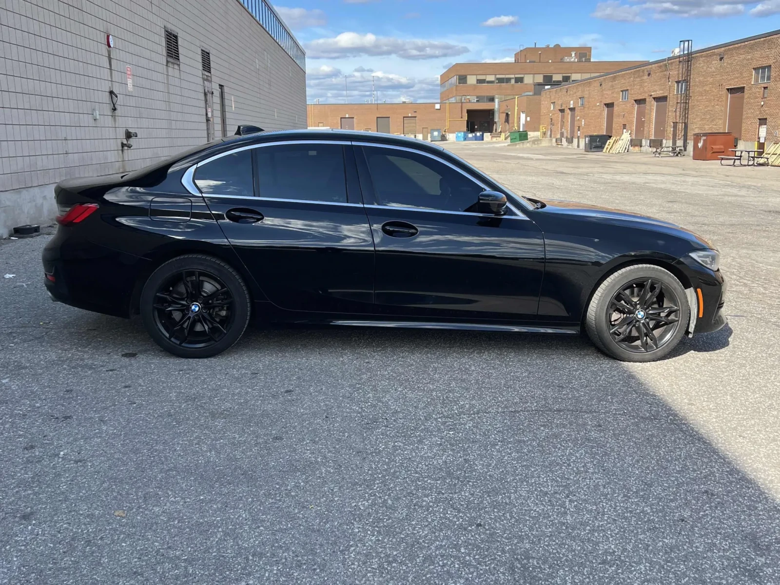 BMW 330 * xDrive* * АВТОКРЕДИТ* * ЦЕНА ДО БЪЛГАРИЯ*  - изображение 3
