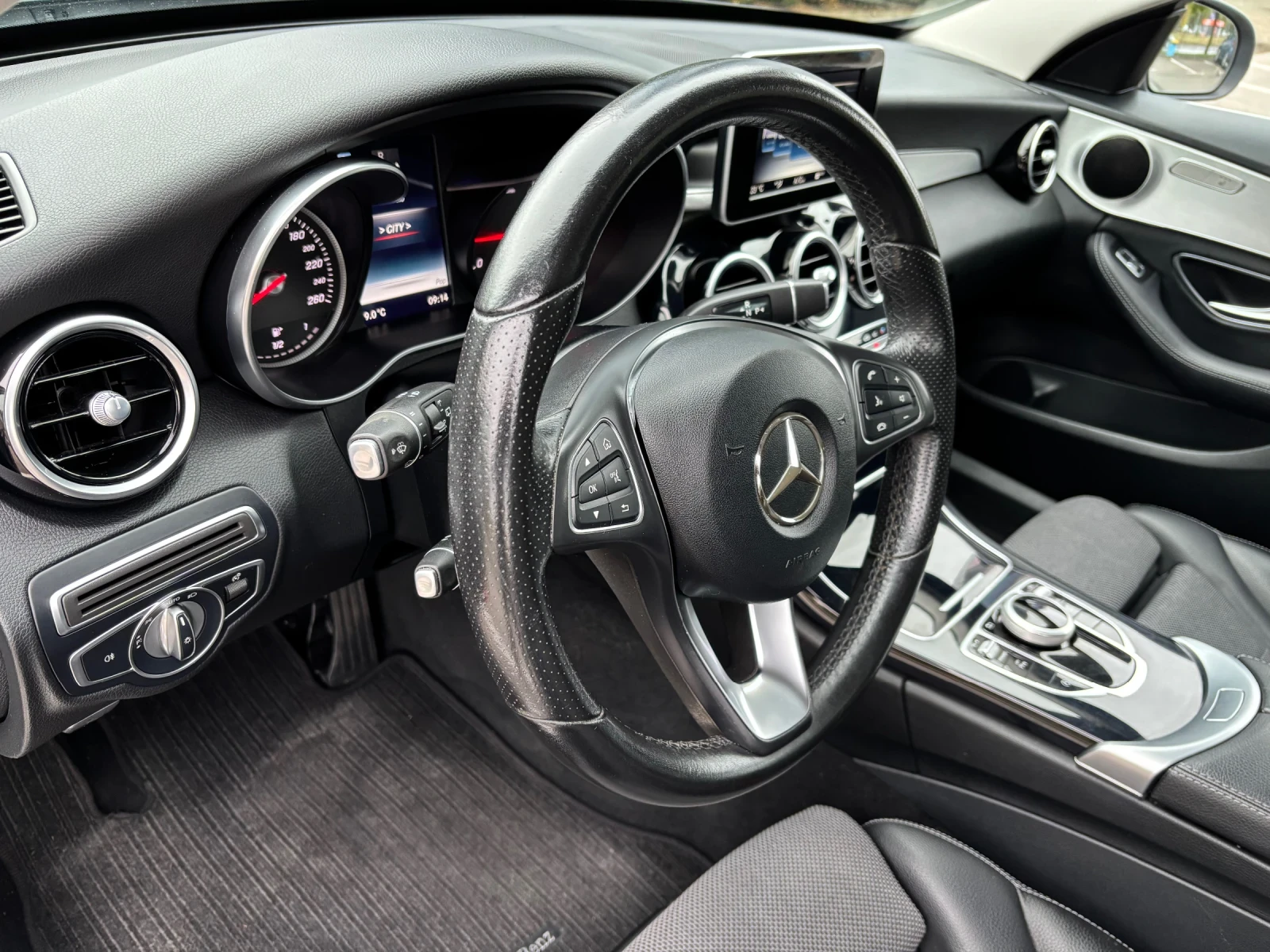 Mercedes-Benz C 200 КАМЕРА НАВИ ПОДГРЕВ ЛЕД - изображение 10