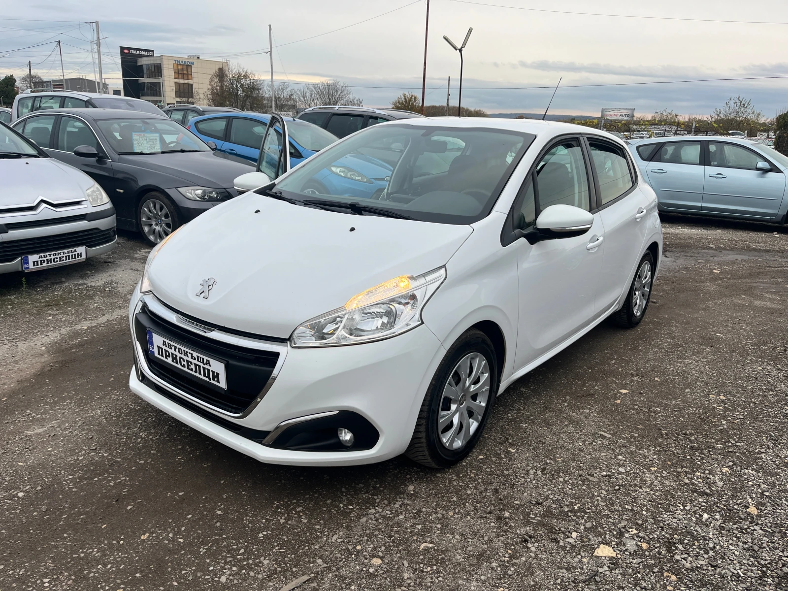 Peugeot 208 1.6 HDI | Mobile.bg   2