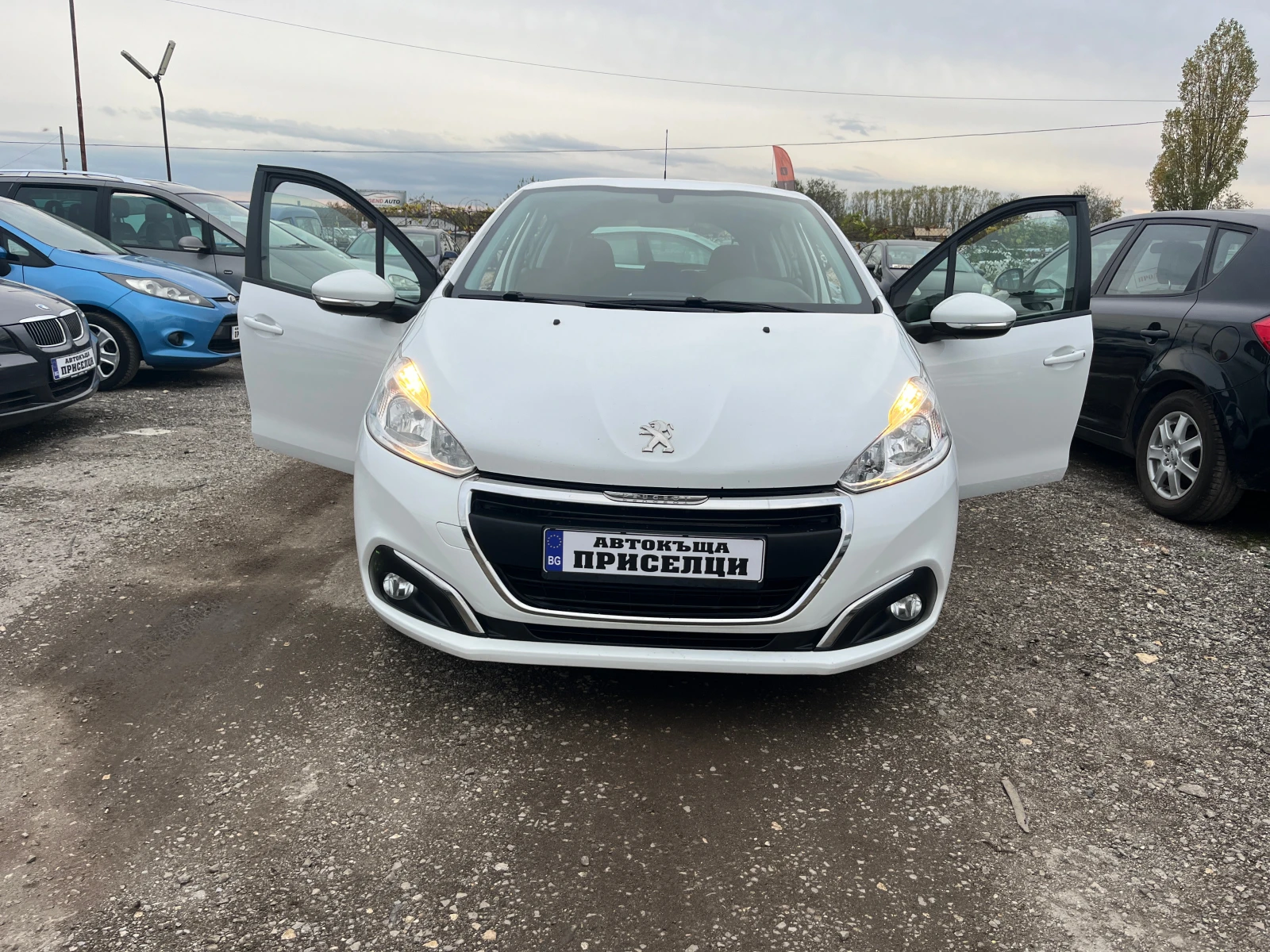 Peugeot 208 1.6 HDI | Mobile.bg   1