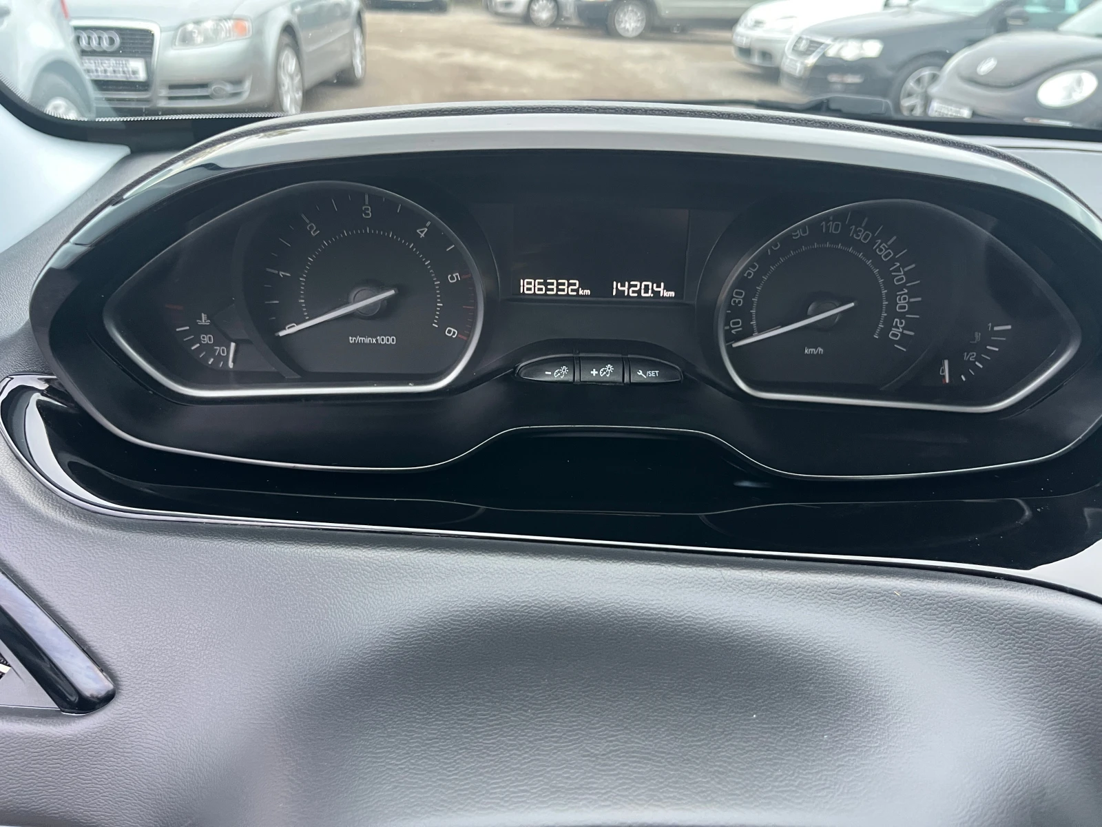 Peugeot 208 1.6 HDI | Mobile.bg   6