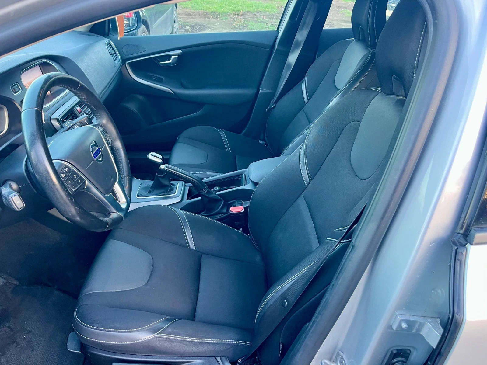 Volvo V40 Momentum | Mobile.bg � ����������� 11