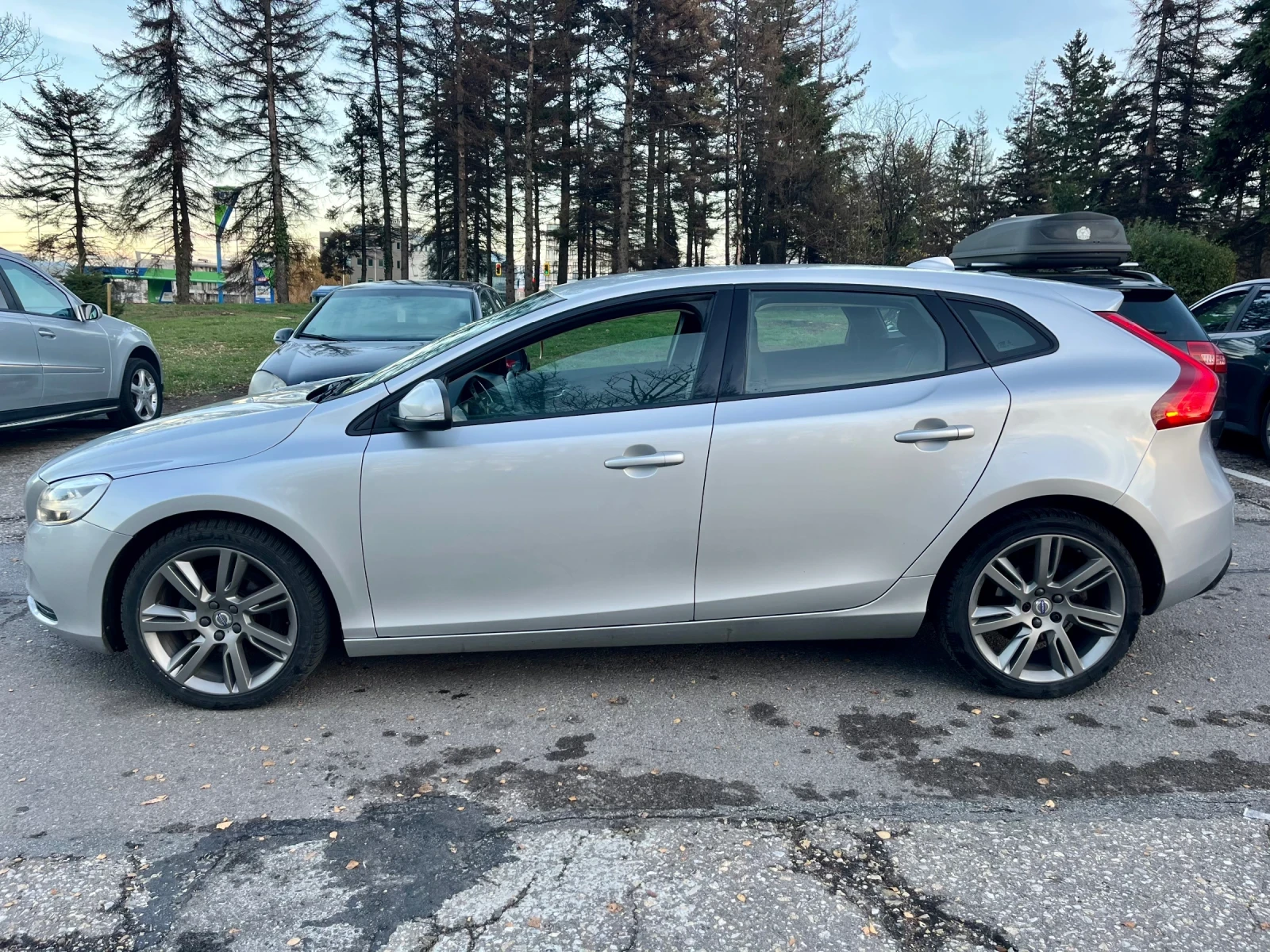 Volvo V40 Momentum - изображение 2