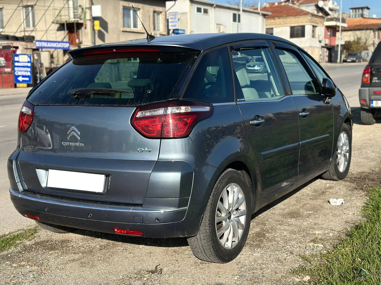 Citroen C4 Picasso Exclusive - изображение 4