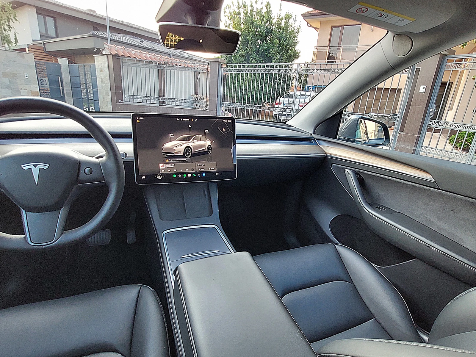 Tesla Model Y Long Range 4x4 Европейска Гаранция, снимка 13 - Автомобили и джипове - 54640376
