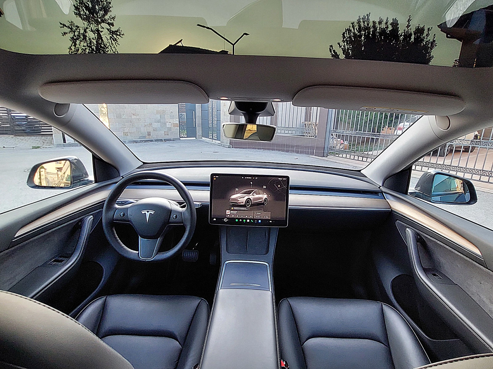 Tesla Model Y Long Range 4x4 Европейска Гаранция, снимка 10 - Автомобили и джипове - 54640376