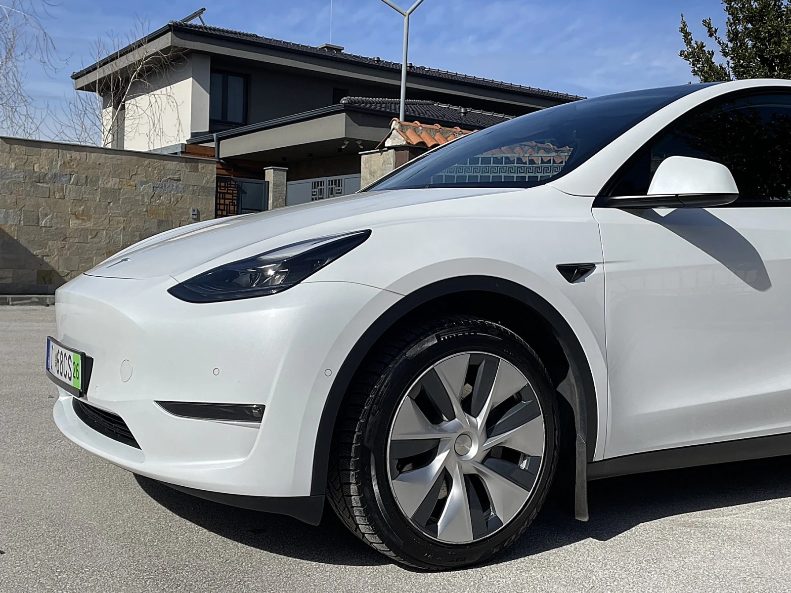 Tesla Model Y Long Range 4x4 Европейска Гаранция, снимка 5 - Автомобили и джипове - 54221587