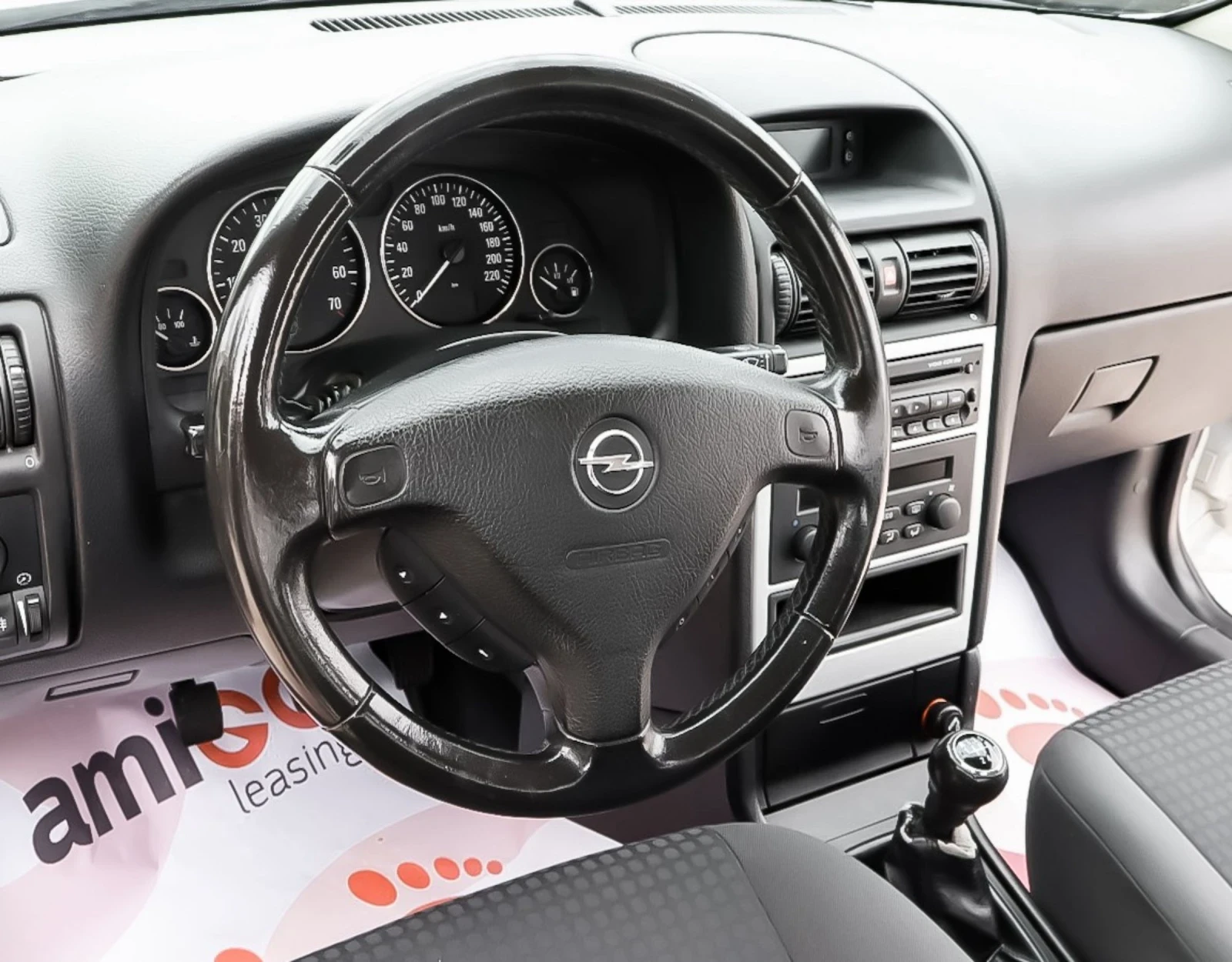 Opel Astra 1.6mi  Face , снимка 15 - Автомобили и джипове - 54388575