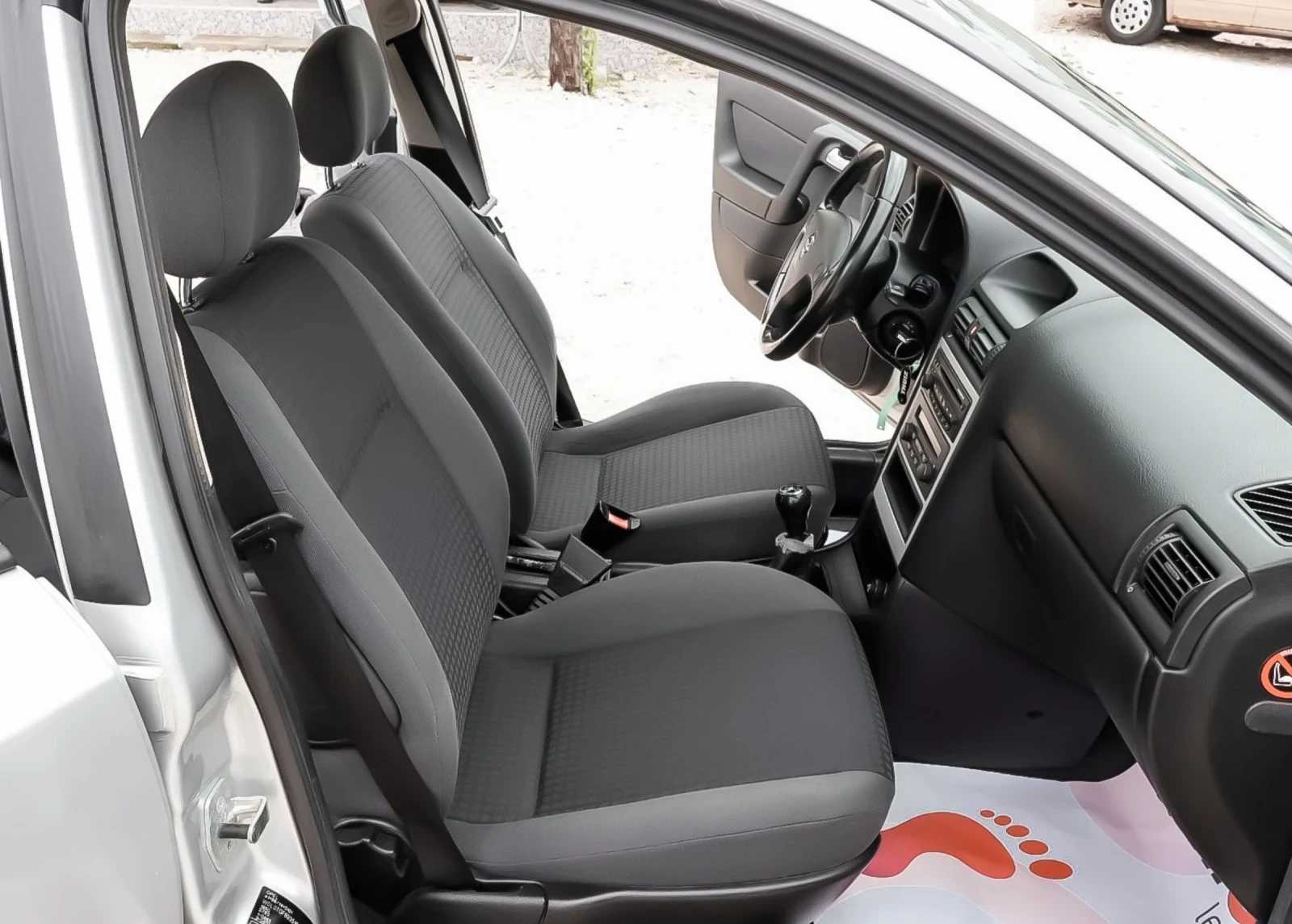 Opel Astra 1.6mi  Face , снимка 10 - Автомобили и джипове - 54388575