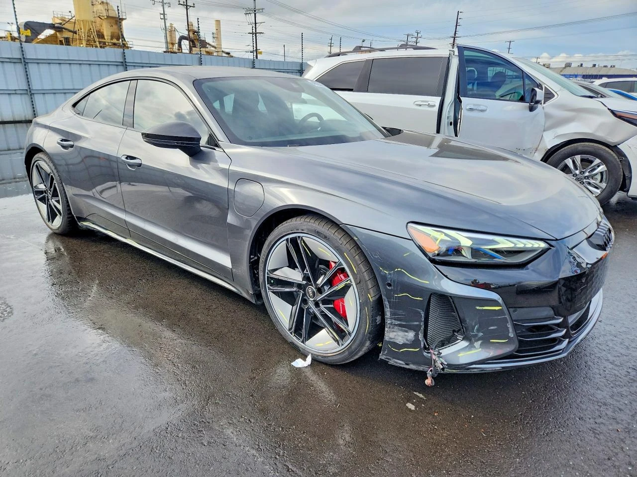Audi E-Tron GT Rs, снимка 4 - Автомобили и джипове - 54647734
