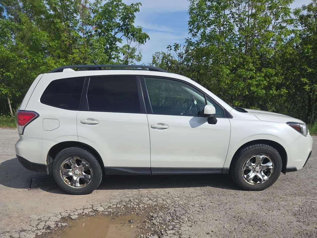 Subaru Forester * i * CARFAX * 2 КЛЮЧА * KEYLESS * АВТОКРЕДИТ, снимка 12 - Автомобили и джипове - 54703025