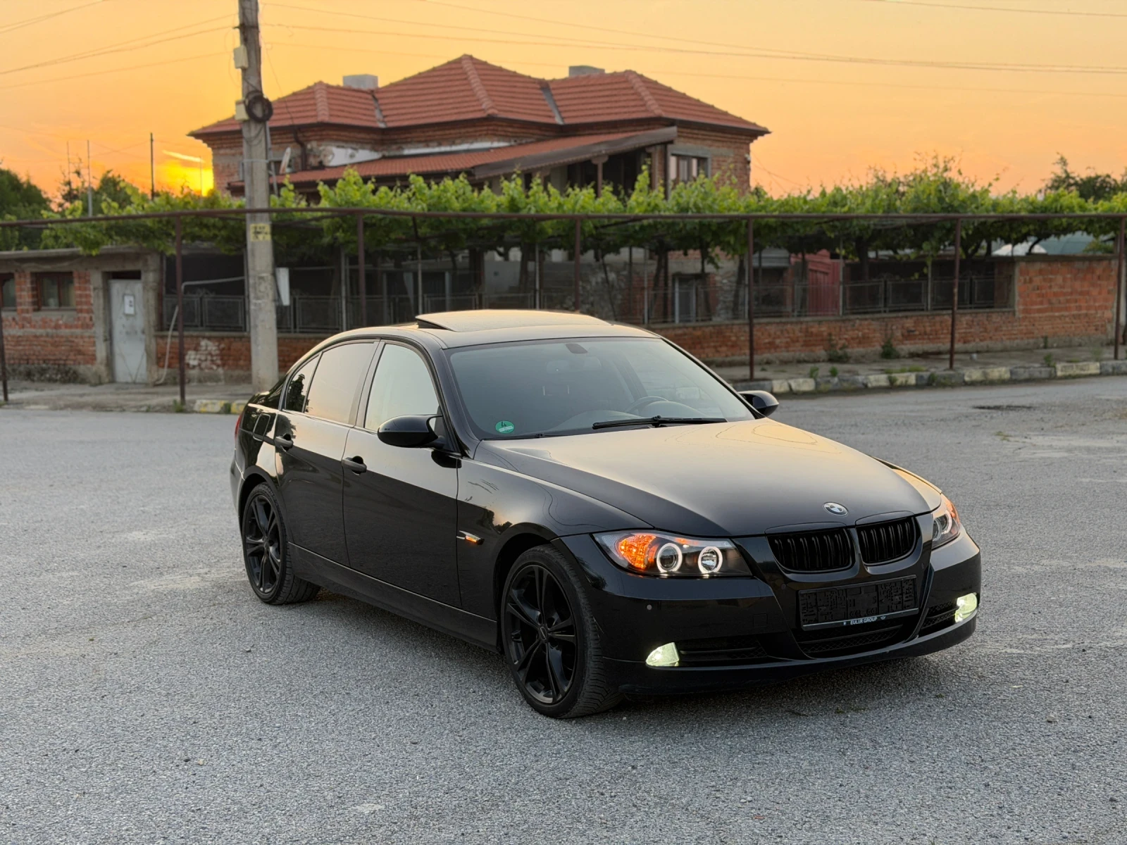 BMW 320 2.0, снимка 5 - Автомобили и джипове - 54878695