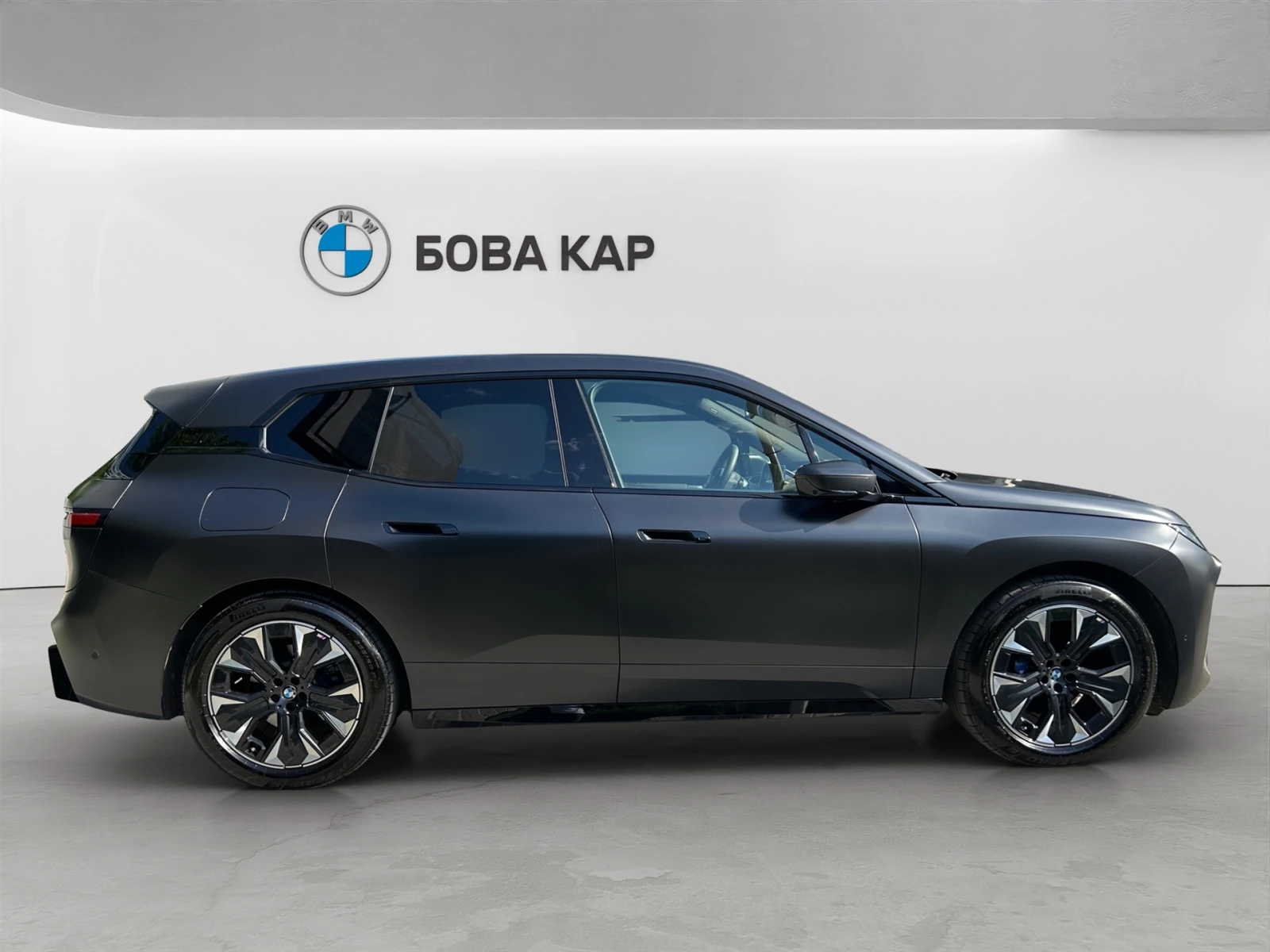 BMW iX xDrive45, снимка 3 - Автомобили и джипове - 55379467
