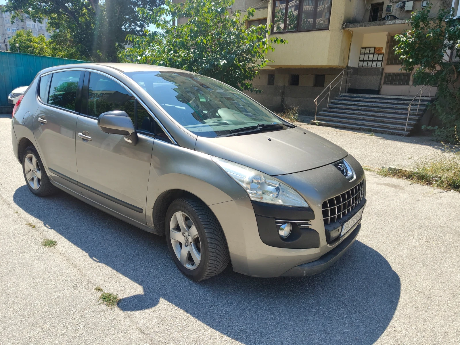 Peugeot 3008 1.6 HDI, снимка 2 - Автомобили и джипове - 55570507