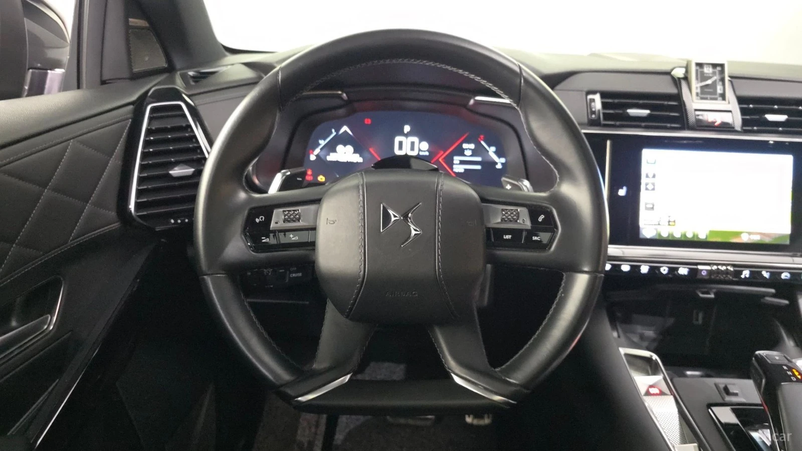 Citroen DS7 2.0BlueHDI* GrandChic* ПОДГРЕВ* 360* ШИБИДАХ* , снимка 13 - Автомобили и джипове - 55644610
