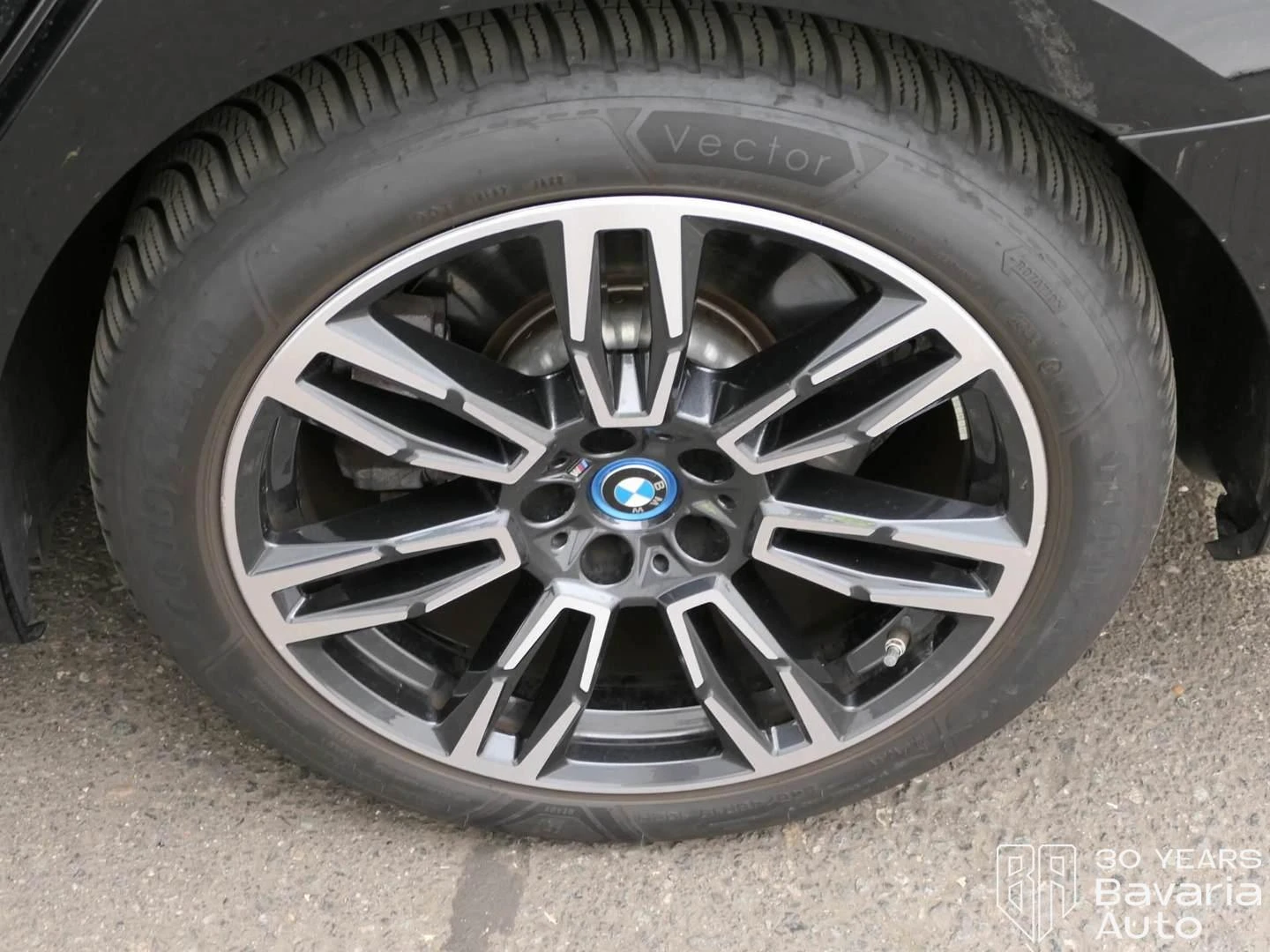 BMW i5 40 xDrive M Sport Paket , снимка 16 - Автомобили и джипове - 55715090