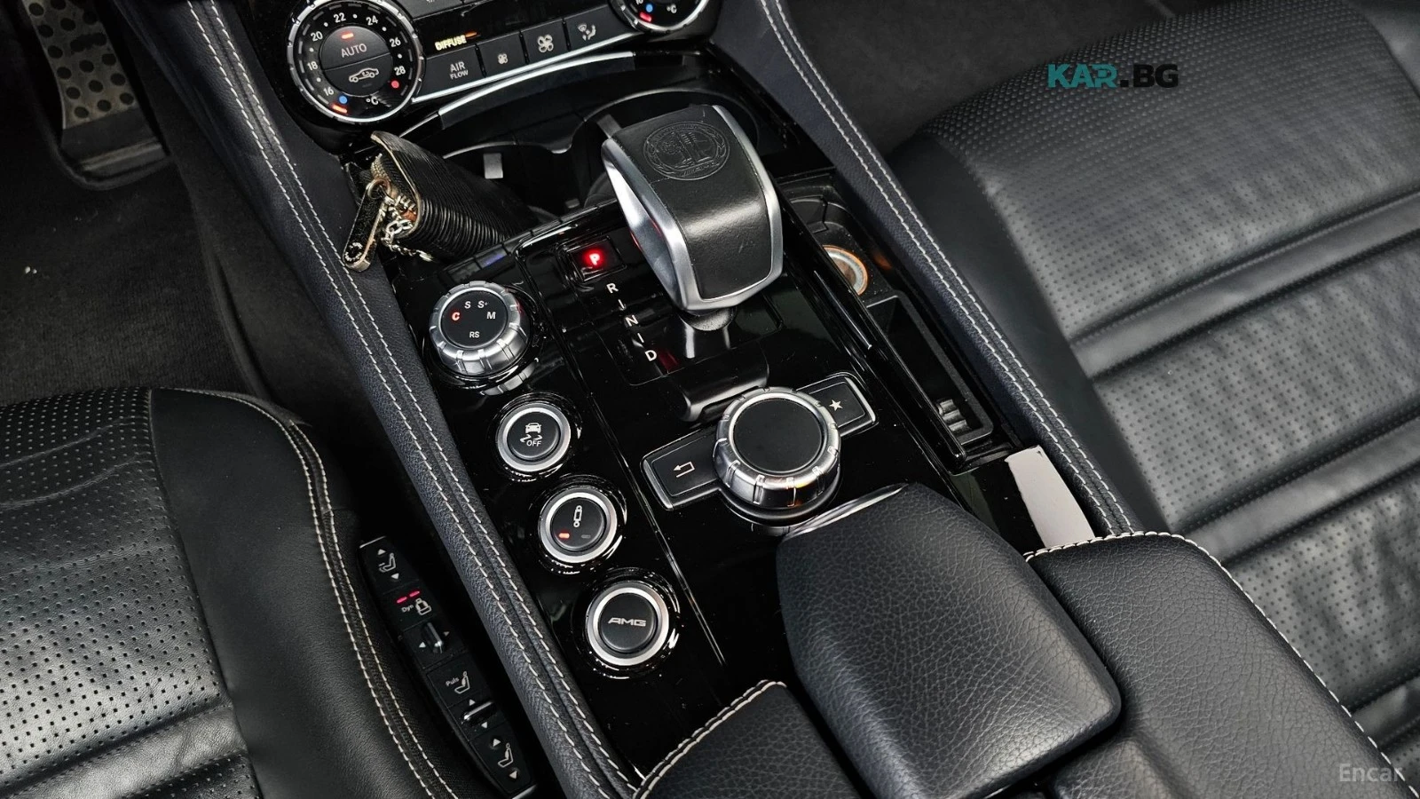 Mercedes-Benz CLS 63 AMG S* 4MATIC* DISTRONIC* 360* ПОДГРЕВ* ОБДУХВАНЕ* , снимка 11 - Автомобили и джипове - 55948976