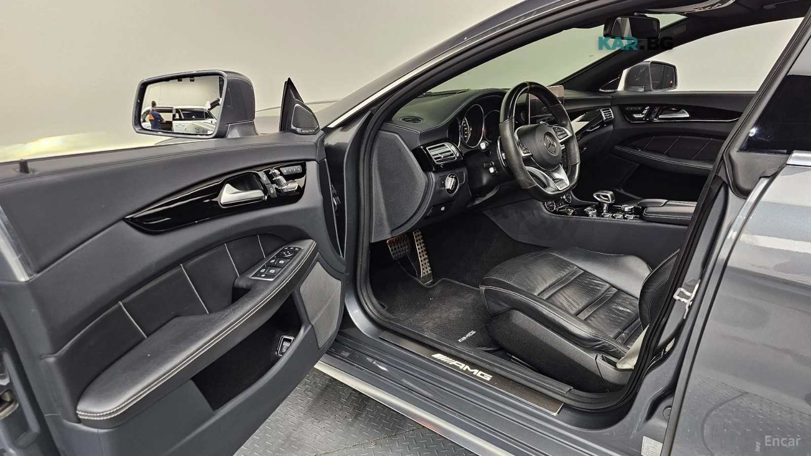Mercedes-Benz CLS 63 AMG S* 4MATIC* DISTRONIC* 360* ПОДГРЕВ* ОБДУХВАНЕ* , снимка 8 - Автомобили и джипове - 55948976