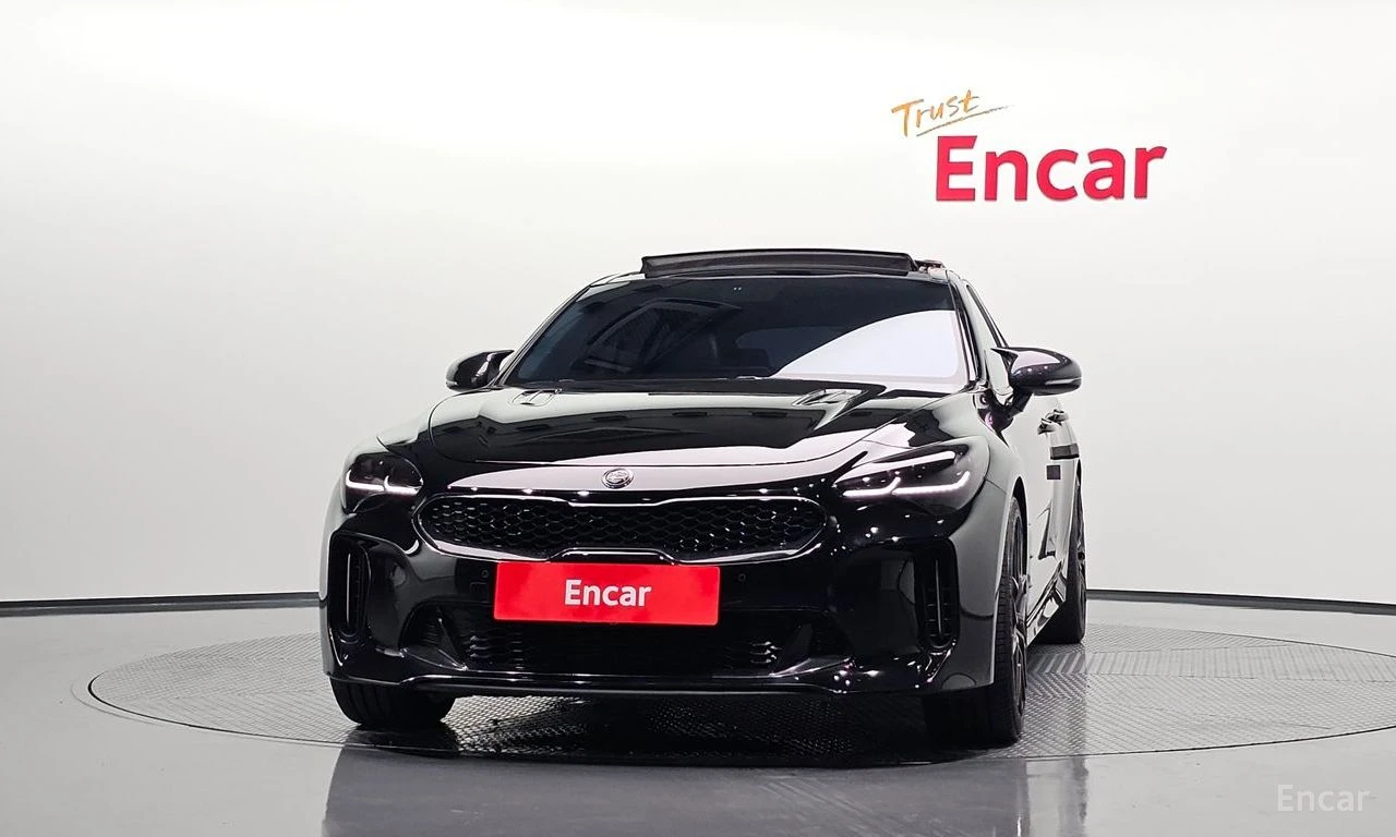 Kia Stinger 2.0* TURBO* ПОДГРЕВ* ОБДУХВАНЕ* КАМЕРА* КЕЙЛЕС* , снимка 3 - Автомобили и джипове - 56234260